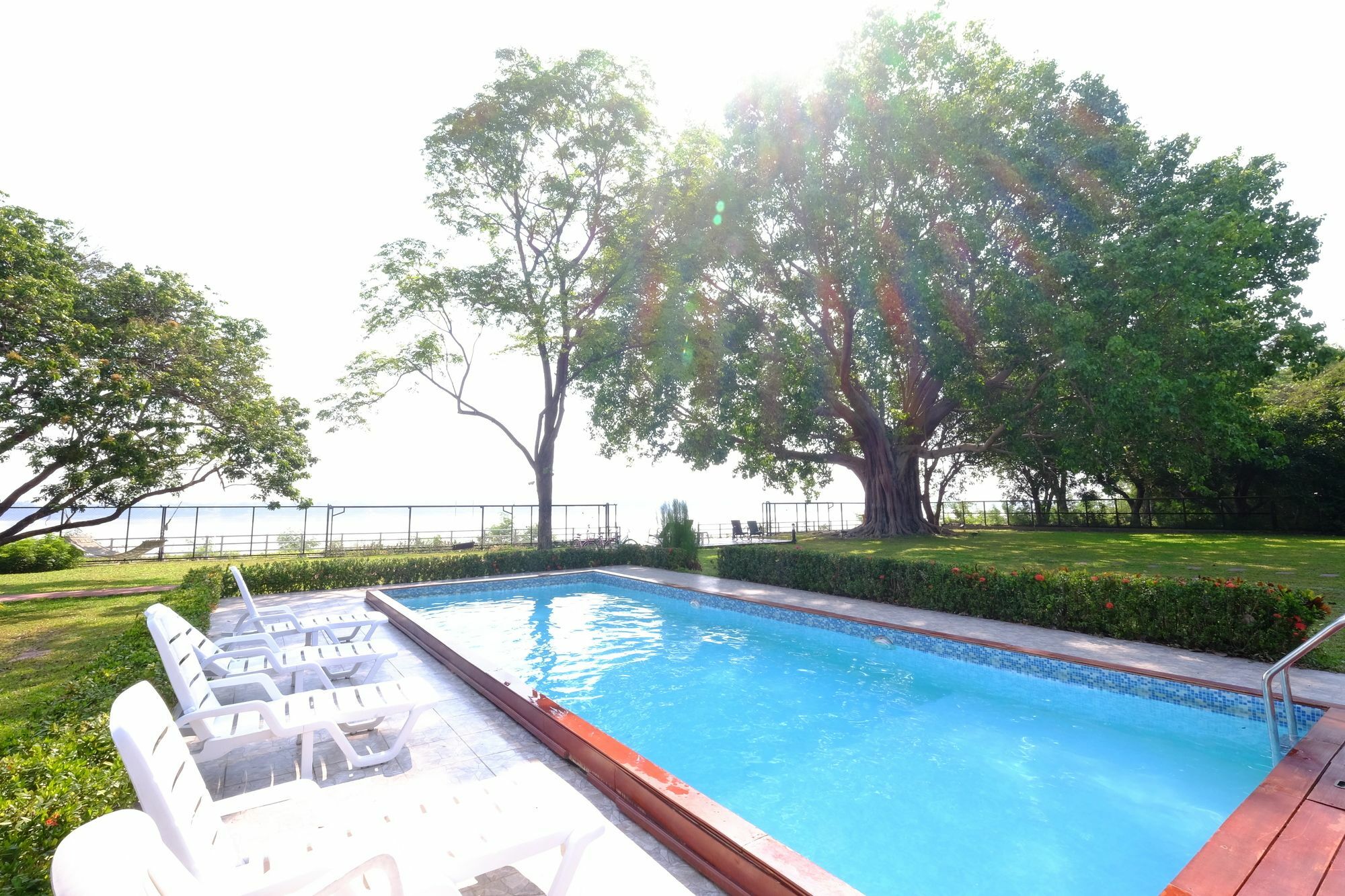 Bo Tree Cottage On The River Mukdahan Exterior foto